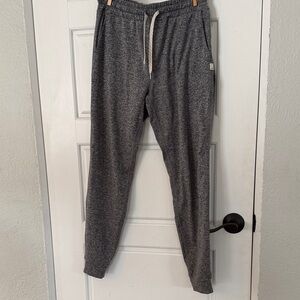 Vuori Charcoal Gray Weekend Joggers Long